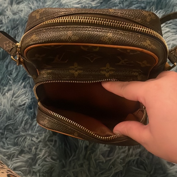 Louis Vuitton Monogram Amazon Bag - Picture 3 of 11